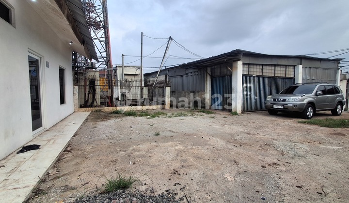 Warehouse for Rent at Mustika, Suitable for Workshop