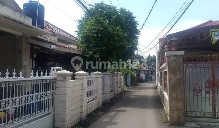 House for Sale, Quick Access to Cikampek in 3 Minutes, East Jakarta 2