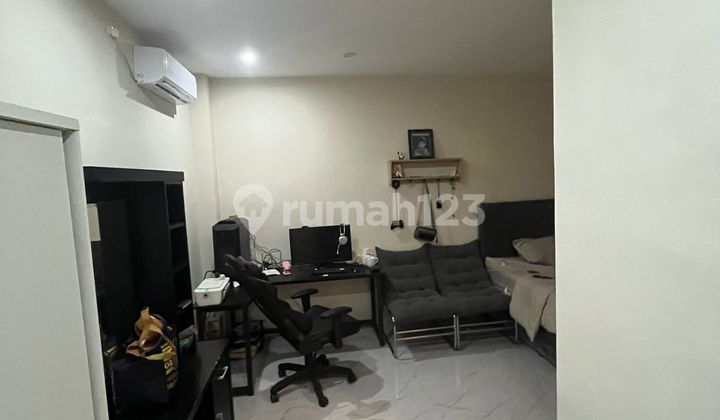 House Next to Mm Mall Bekasi Ready to Live In Flood-Free West Access 5 Minutes 2