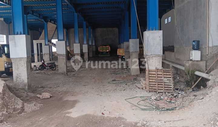 For Rent Warehouse on the Side of Serang Cikupa Main Road