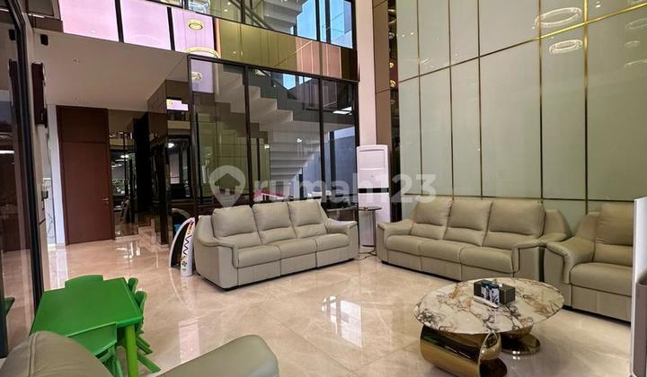 Dijual Rumah Di NAVA PARK  BSD lokasi sangat strategis