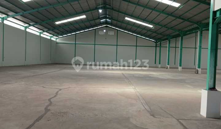 Warehouse For Sale In the Curug Gunung Sindur Area Warehouse For Sale In the Curug Gunung Sindur Area