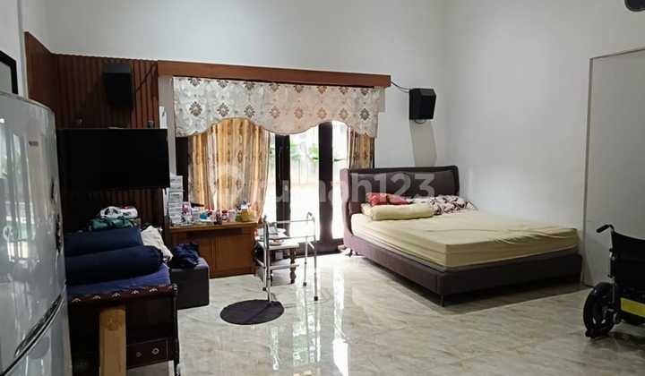 For Sale: House in ARCO Sawangan Depok, Price 15 Billion Negotiable. 2