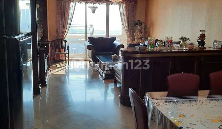 Dijual Apartement Kedoya Elok, Hook, 3 bedroom, Lantai tengah dan semi furnish 2