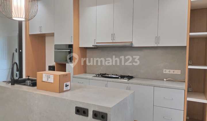 Dijual Rumah Cluster Asia, Green Lake City, Interior Design, 3 Lantai, Hook 2
