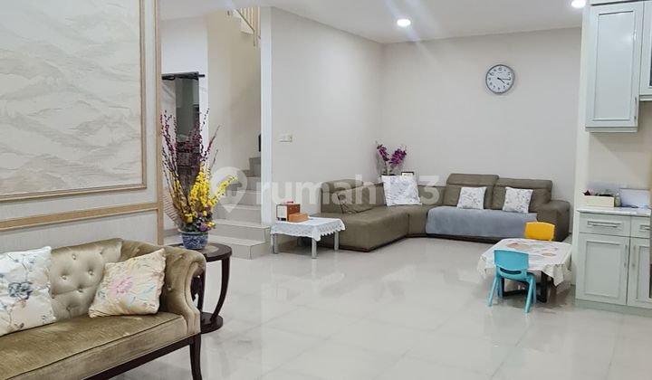 Rumah Dijual Cluster Amerika Latin Green Lake City 