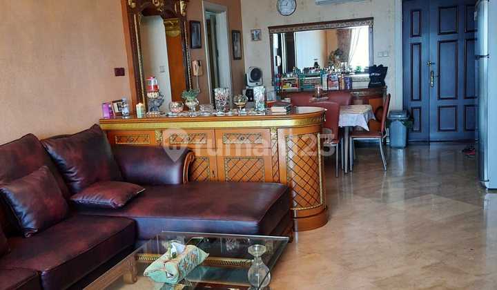 Dijual Apartement Kedoya Elok, Hook, 3 bedroom, Lantai tengah dan semi furnish Dijual Apartement Kedoya Elok, Hook, 3 bedroom, Lantai tengah dan semi furnish