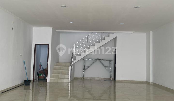 New Shop House in Rempoa - South Jakarta New Shop House in Rempoa - South Jakarta