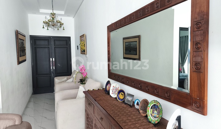 Dijual Rumah Putih Clasic Di Legoso Ciputat Strategis 2
