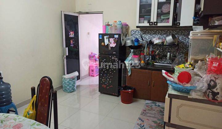 Rumah 2 Lantai Bagus Semi Furnished Sertifikat Hak Milik di Daan Mogot, Tangerang 2