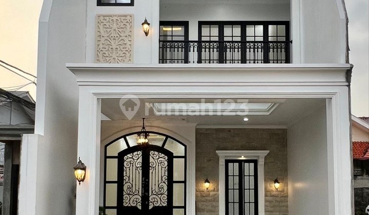 Rumah Mewah Megah di Tugu Tanah Baru Beji Depok Perbatasan Jakarta Selatan 1