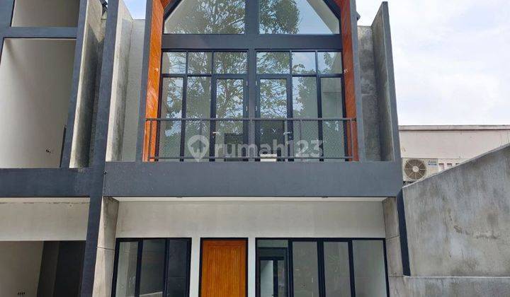 Rumah Premium di Beji Timur Lokasi Strategis Dekat Margonda Tanah Luas  1