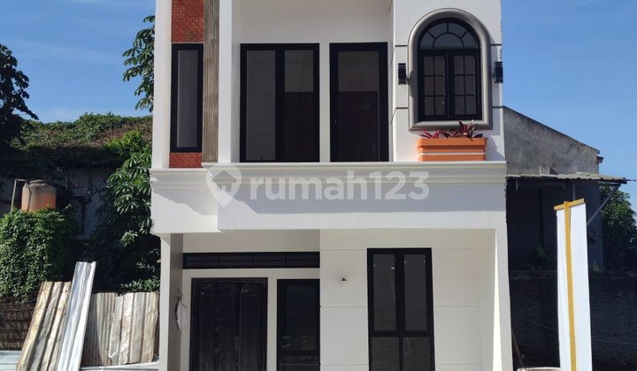 Ready-to-Occupy Cluster House in Limo Depok Free of Charge Near Limo Meruyung Toll Gate 1