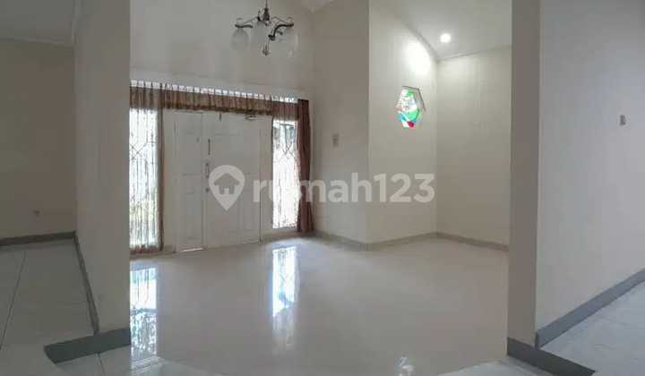 Dijual Rumah siap huni dalam lingkungan cluster Antapani 2