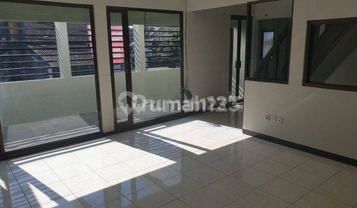 Dijual Rumah Strategis Cocok Untuk Rumah Kantor Toko Di Sarijadi Bandung 1