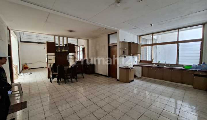 Disewakan Rumah Cocok Untuk Usaha di Mainroad Sayap Buah Batu 2