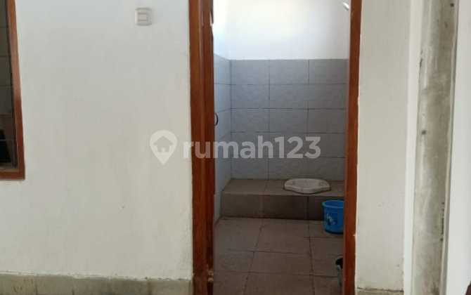 3-Story Shop House Ready for Business Main Road Jl. Sudirman Bandung 2