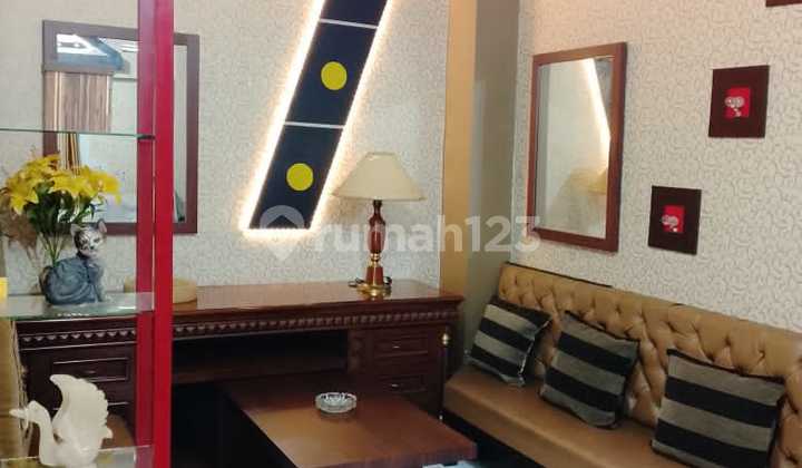 House in Sayap Buah Batu Close to Griya Buah Batu Bandung House in Sayap Buah Batu Close to Griya Buah Batu Bandung