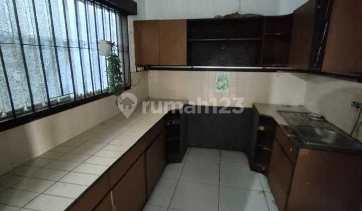 Disewakan Rumah di Lingkungan Nyaman dan Strategis di Turangga Bandung 2