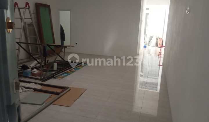 Disewakan Ruko Baru 1 Lantai di Antapani