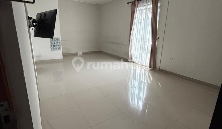 Disewakan Rumah Minimalis 2 Lantai di Cluster Buah Batu