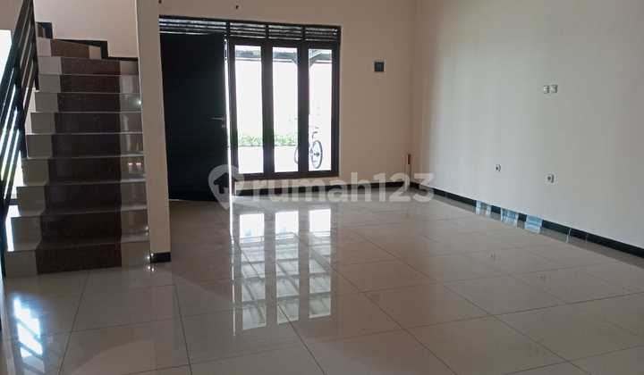 For Sale Well-Maintained House In Grand Sharon Residence