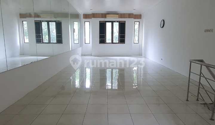 For Rent: Strategic 3-Story Shophouse Near Famous Complex in Antapani For Rent: Strategic 3-Story Shophouse Near Famous Complex in Antapani