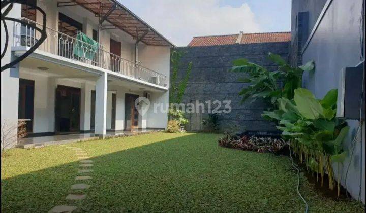 Disewakan Rumah Luas Di Kembar Sayap BKR-Soekarno Hatta Bandung 1