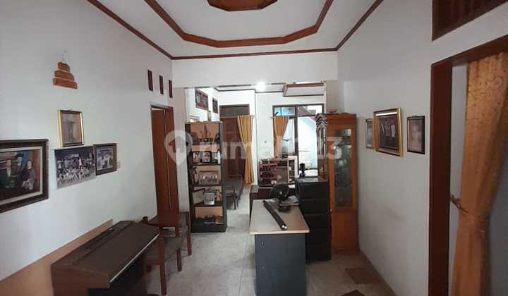 Disewakan Rumah Strategis Bisa Untuk Usaha Dekat Terminal Antapani Disewakan Rumah Strategis Bisa Untuk Usaha Dekat Terminal Antapani