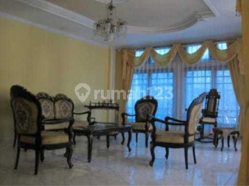 For Sale Spacious Sturdy House in Vijayakusumah Complex Ujungberung