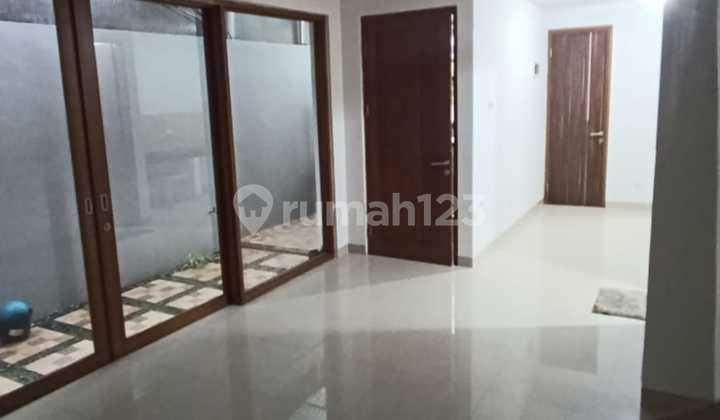 Dijual Cepat Rumah 2 Lantai Cluster Elite Buahbatu Square