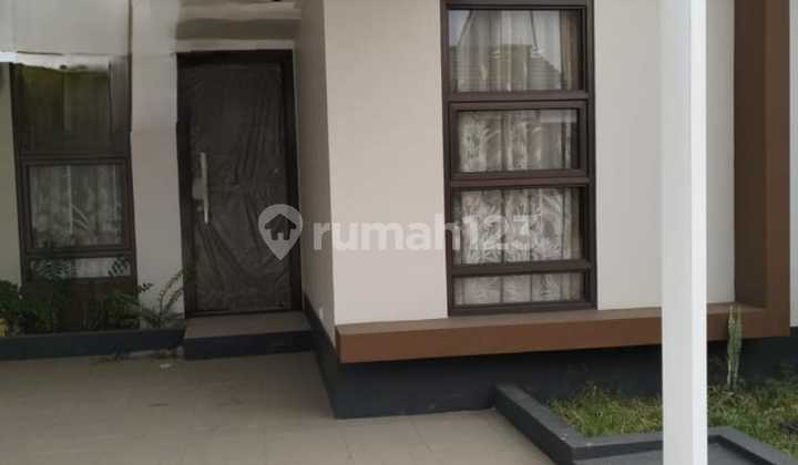 House Includes AC in Podomoro Park Cluster Padmagriya