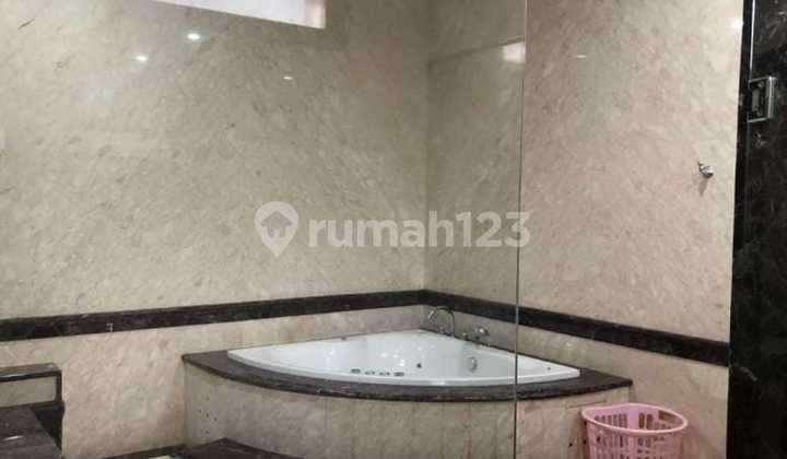 For Sale Ready-to-Occupy Hook House in Batununggal Indah 2