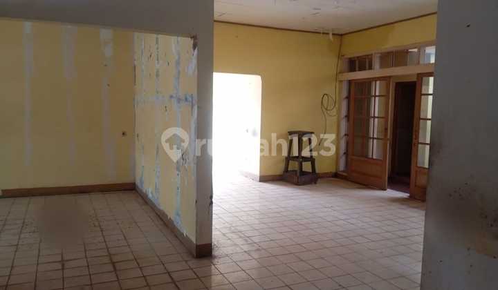 Disewakan Rumah Besar & Luas Dekat Metro Soekarno Hatta