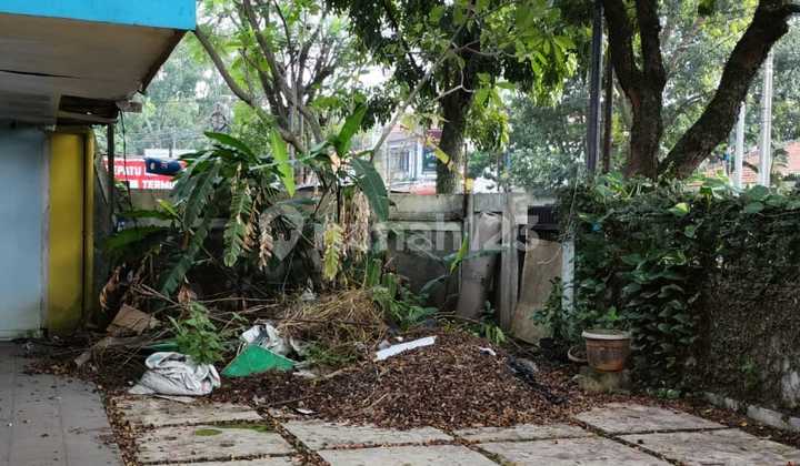 Disewakan Rumah tinggal (Perlu Renovasi) jalan karawitan turangga Bandung  2