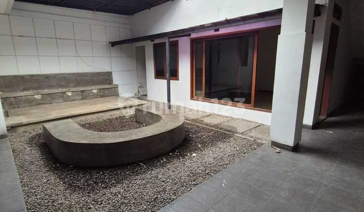 Disewakan Rumah Ex Cafe Strategis Turangga Dekat Pelajar Pejuang Disewakan Rumah Ex Cafe Strategis Turangga Dekat Pelajar Pejuang