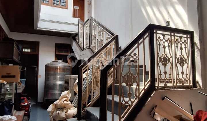 For sale, move-in ready home in Sayap Martanegara, Turangga, Bandung.