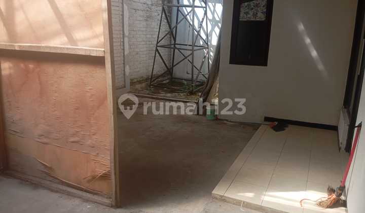 Disewakan Rumah Standard 1 Lantai Di Grand Sharon 2