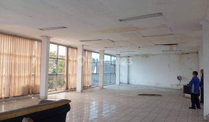Di Jual Gedung 3 Lantai X - Minimarket Di Jl. Nasional Soekarno-Hatta 1