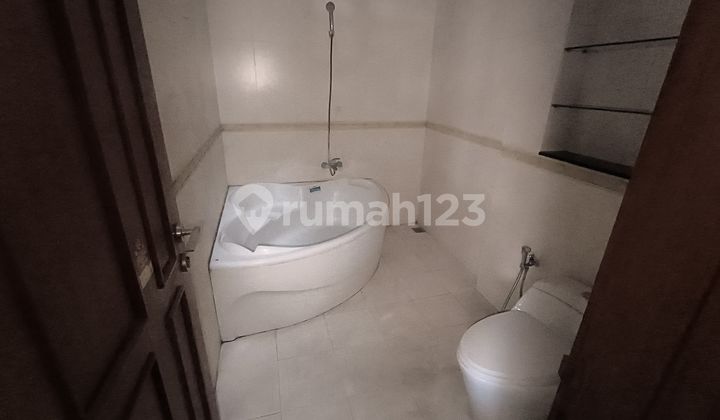 Disewa Rumah 2 Lantai Batununggal Indah 2