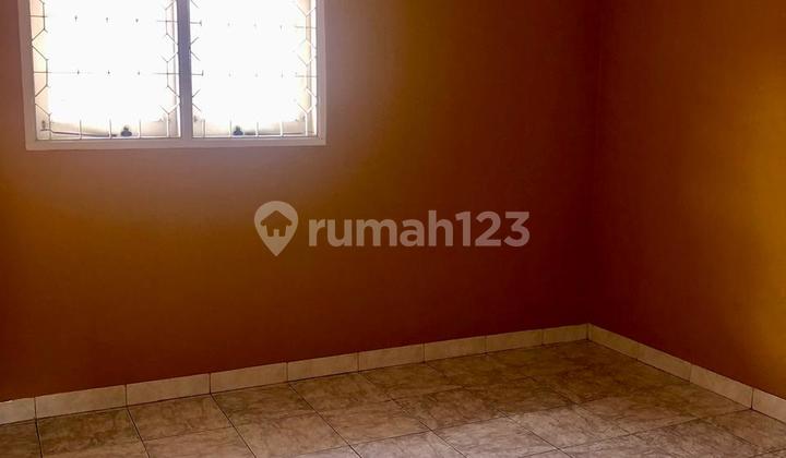 Disewakan Rumah 2 Lantai Batununggal Indah 2