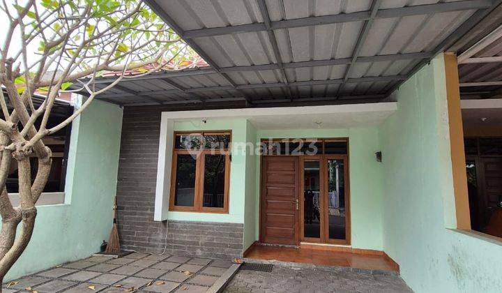 Disewakan Rumah Semi Furnish Dalam Komplek Area Dekat Terminal Cicaheum Bandung 1