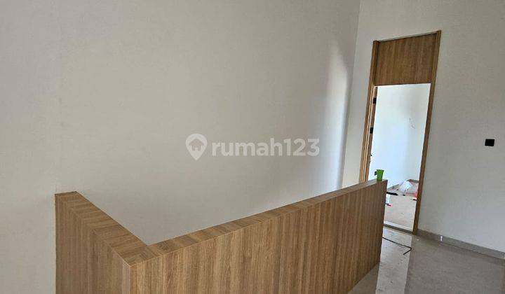 Rumah Modern Baru Minimalis di Area Turangga Bandung 2