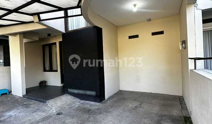 Rumah Minimalis Semi Furnish di Cigadung Dago Bandung Utara 1