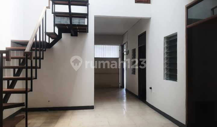 For Rent: Ready-to-Use House in Moh Ramdan Area, Bandung