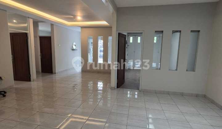 Dijual Rumah Nyaman Siap Pakai Semi Furnish Area Buah Batu Turangga 