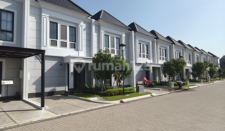 Rumah 2 Lantai Mewah Murah Sumarecon Karawang Ready Siap Huni Strtaegis 1
