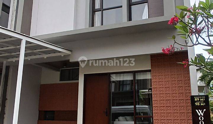 Rumah 2 Lantai Woodchester Deltamas Cikarang Siap Huni  1