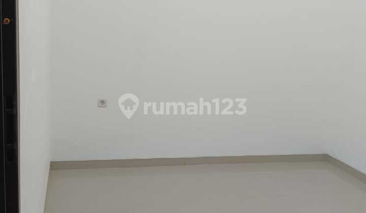 Rumah Baru di Metland Puri Lt 64M2 2Lantai Siap Huni Tenggara Rumah Baru di Metland Puri Lt 64M2 2Lantai Siap Huni Tenggara