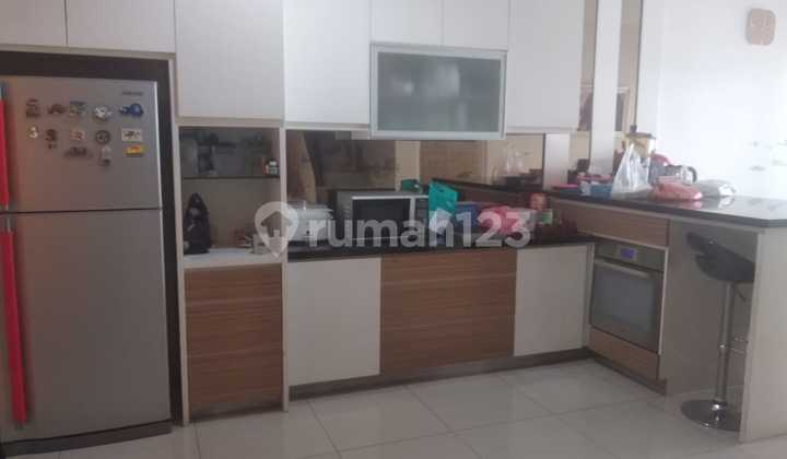 Rumah di Green Lake City hadap timur ukuran 6x15 furnished SHM 4